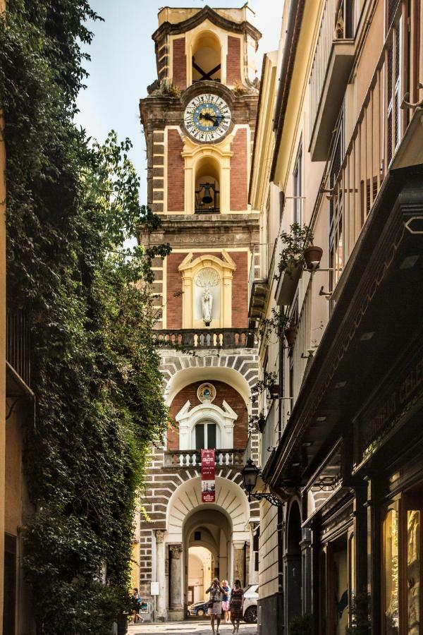 Holiday Sorrento Center المظهر الخارجي الصورة